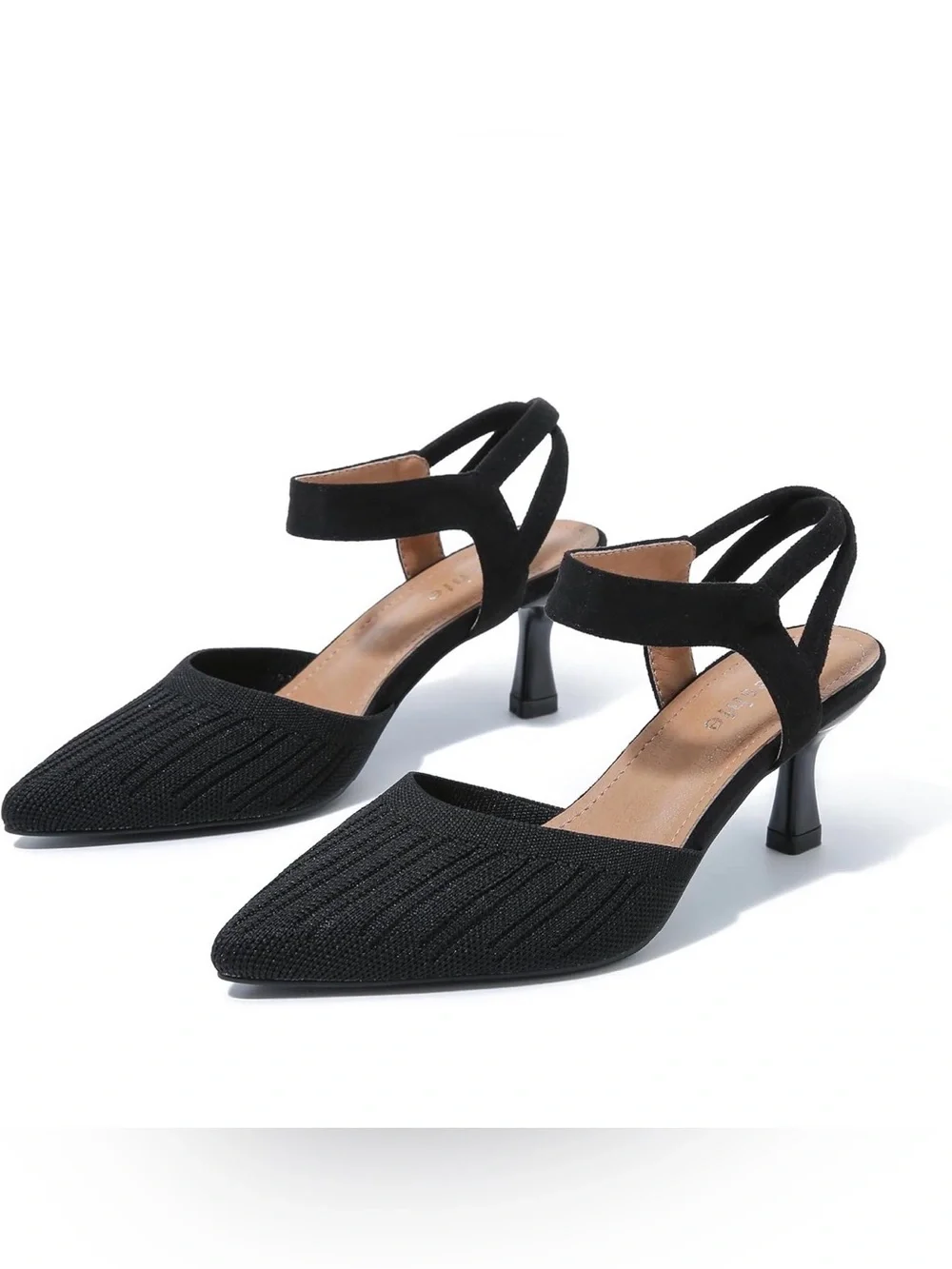Pointed toe kitten heel pumps